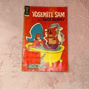 ✨4 for $20✨ Yosemite Sam and Bugs Bunny comic book 1972 distressed
